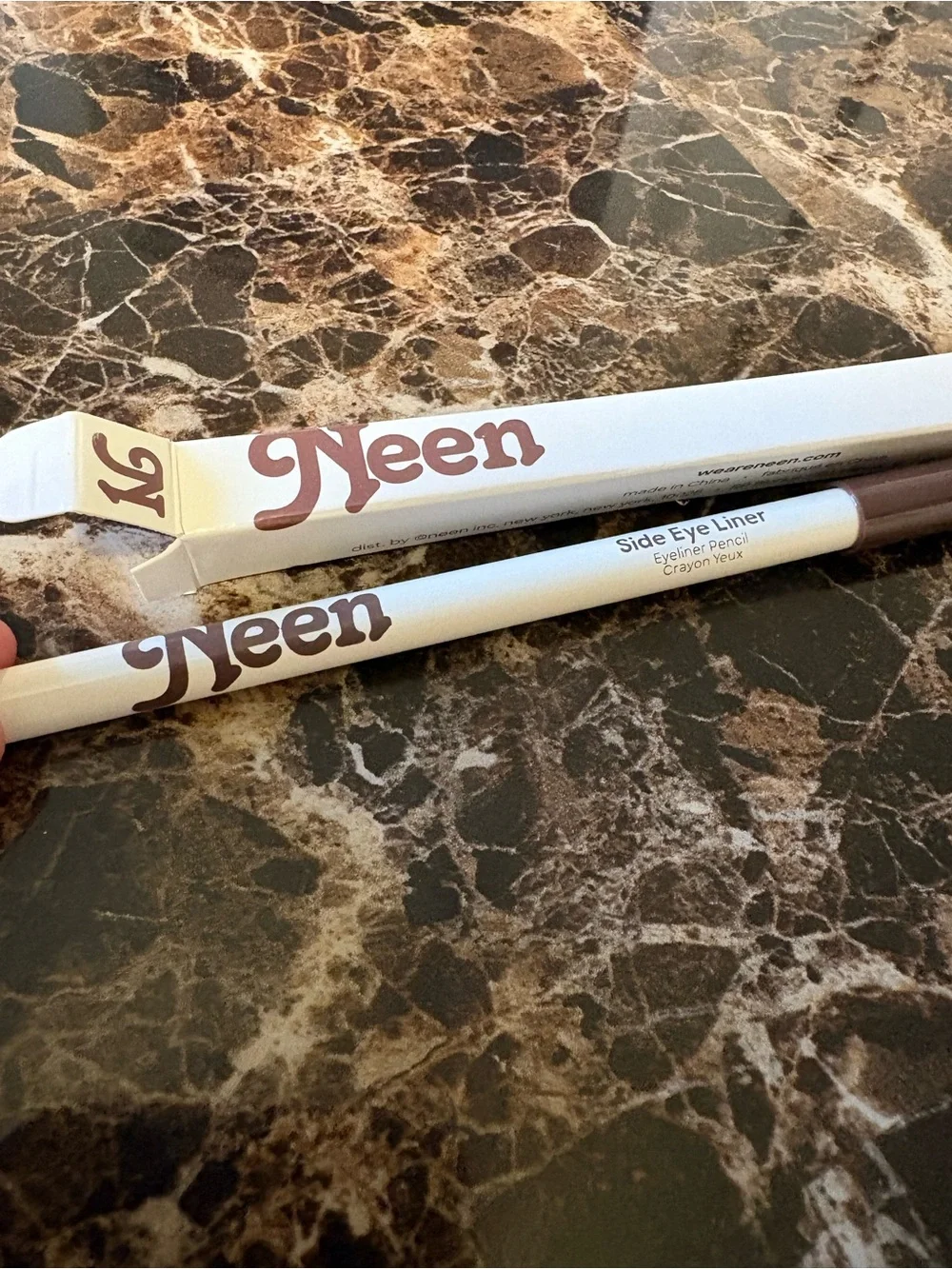 Neen Side Eye Liner in Sly - NEW